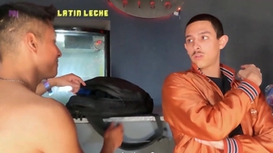 SayUncle Extras - Enrique Mudu loves Axel Yerel