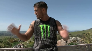 Cody Cummings: Sun-kissed Solo Action in California